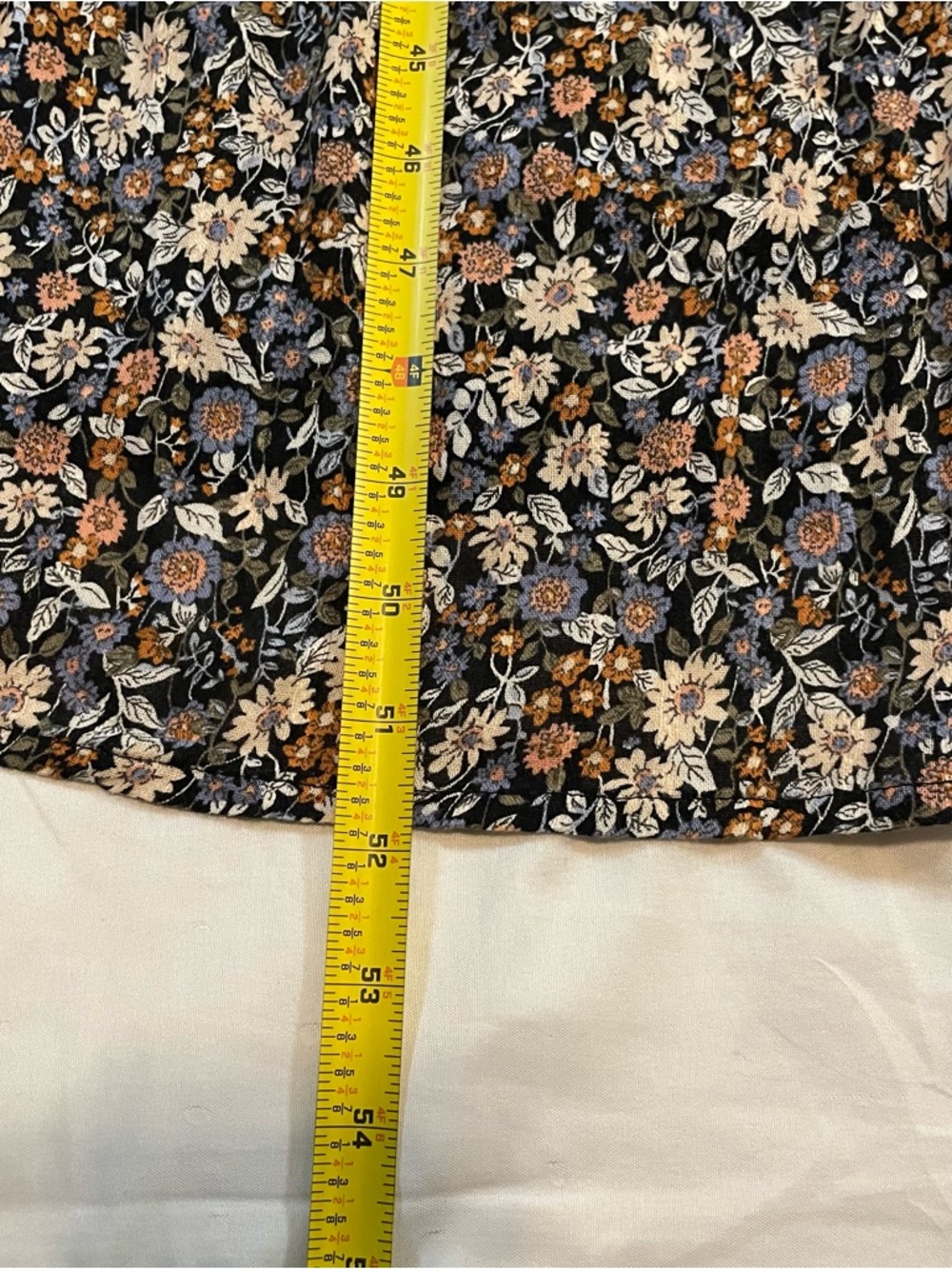 American Eagle Outfitters Black Floral Maxi with Puff Sleeves - Picture 8 of 9